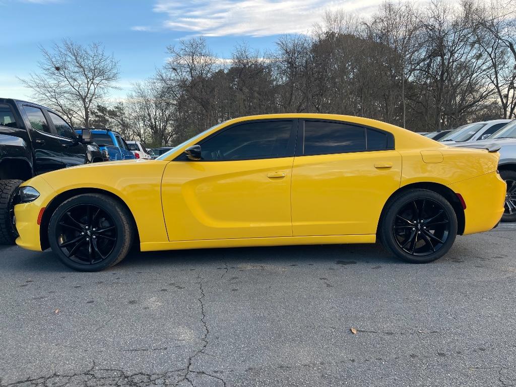 2018 Dodge Charger SXT's photo
