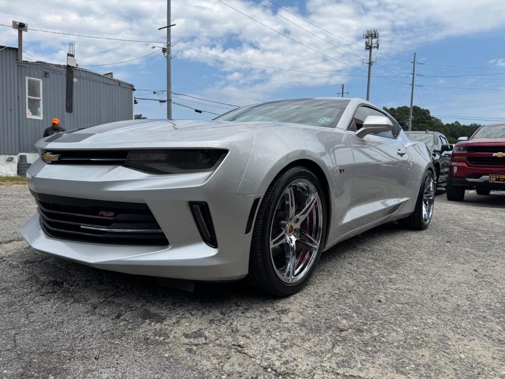 2017 Chevrolet Camaro 1LT's photo