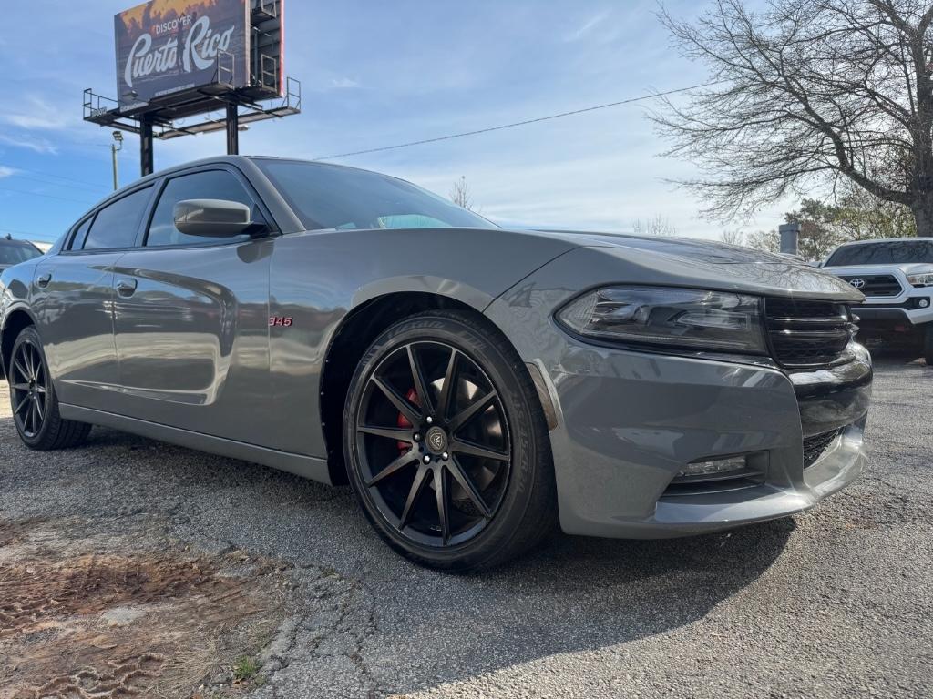 2018 Dodge Charger R/T's photo