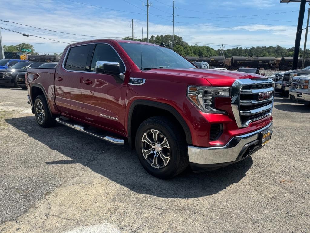 2020 GMC Sierra 4WD Crew Cab Short Box SLE's photo